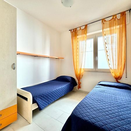 Villa Carlotta Lignano Sabbiadoro Exteriör bild
